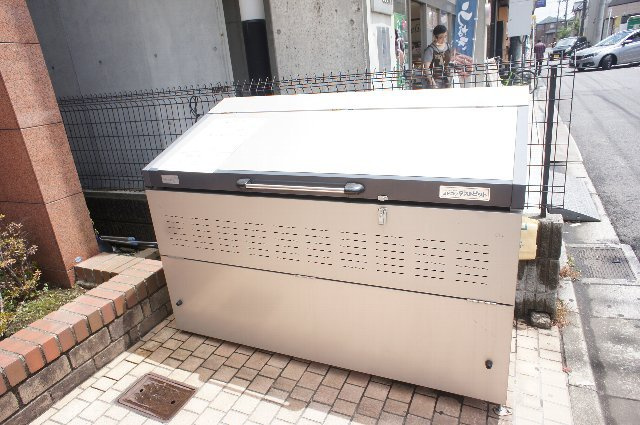 【その他共用部分】 | プティソール | 敷地内にゴミ捨て場あり