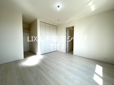 【洋室】 | 加須市花崎2丁目新築住宅全3棟　1号棟