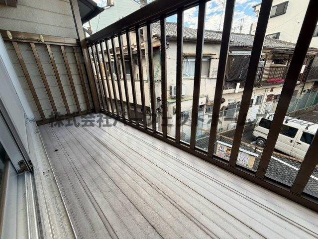 池田南町戸建　賃貸のバルコニー|外からの目が気にならないバルコニーで洗濯物が干せます