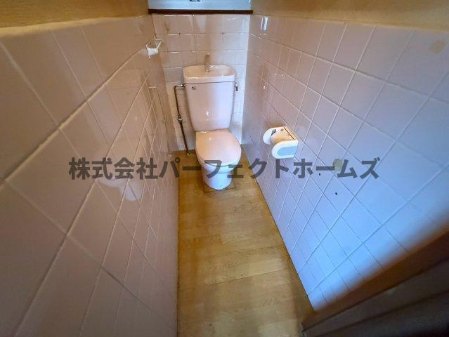 池田南町戸建　賃貸のトイレ|シンプルで使いやすいトイレです