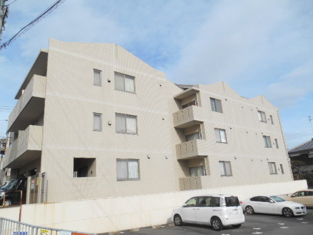 ソレイユ曽根東町の外観