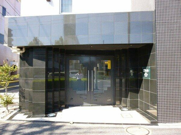 【エントランス】