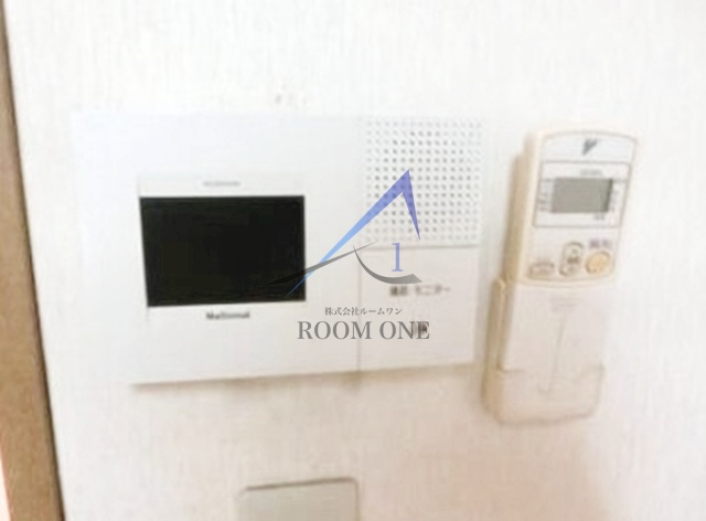 ファイン万久のセキュリティ|モニター付きインターホンです。