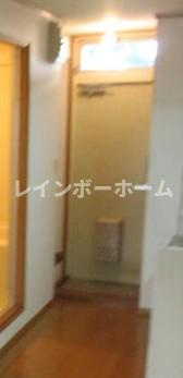 ディアースの玄関
