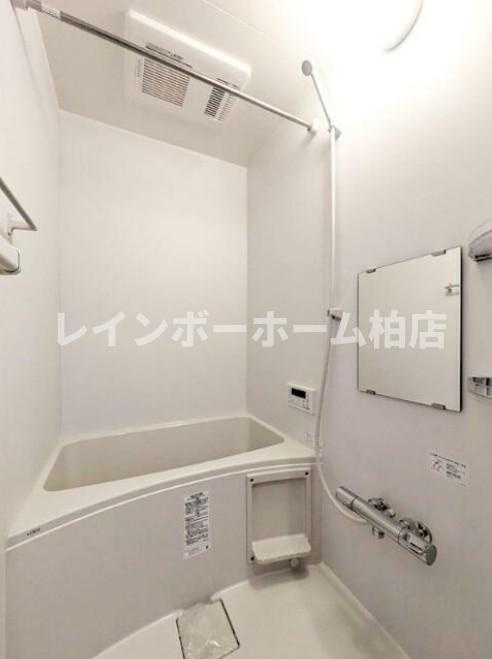特典：仲介手数料が不要です‼の浴室|追い焚き機能・浴室乾燥機があります