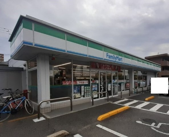 トイロ・リンの周辺|ファミリーマート高松東バイパスまで450m