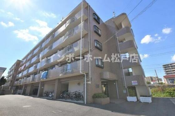 ブライトステージ南柏【仲介手数料：50％OFF】対象物件！の外観|落ち着いた雰囲気の外観です