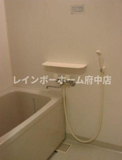 エクセラン調布の浴室