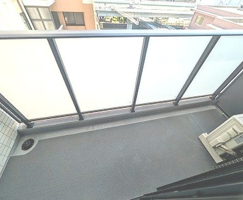 ベルシード横濱新町のバルコニー