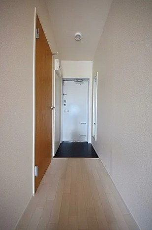 クレイノデュランタの玄関