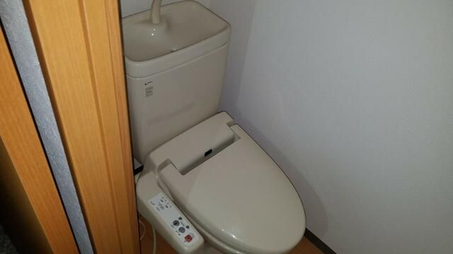 ヴィラ・アサノ宮原のトイレ