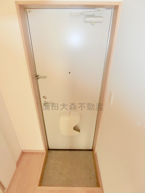 メゾン　バティス羽田Ⅱの玄関