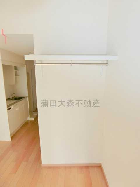 メゾン　バティス羽田Ⅱの収納|収納　オープンクローゼット