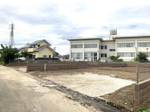 新築　桐生市相生町5丁目全2棟　Blooming　Garden　2号棟の外観|現地写真　2027年1月完成予定！類似物件のご内覧等、お気軽にお問合せください♪　							

　
