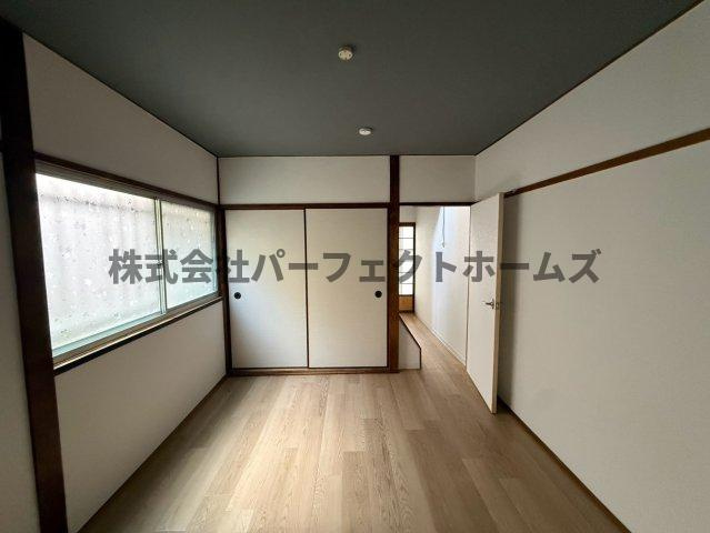 高柳7丁目テラスハウス　賃貸の洋室|ゆったりした洋室です
