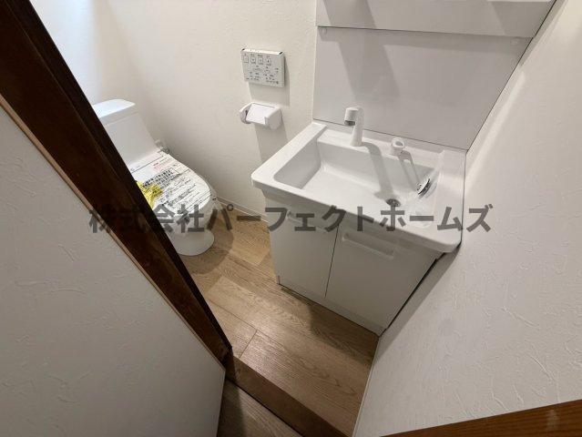 高柳7丁目テラスハウス　賃貸の洗面所|スペースが確保できる洗面所です