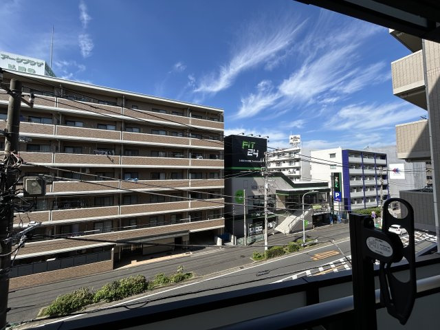 ～横浜に近く、心は穏やかな日常と享受する弘明寺エリア～駅徒歩5分の築浅マンション。今すぐ始まる快適ライフ【リフォーム／クリオ横濱弘明寺グレイステラス】の展望