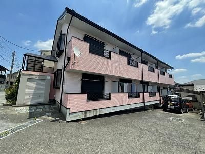 ラトゥール諏訪坂の外観