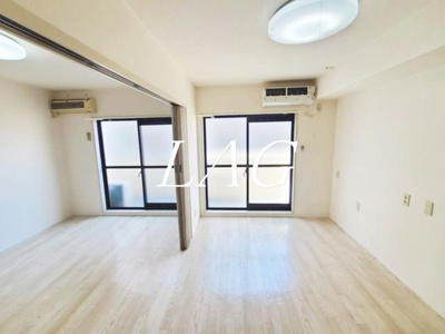 【居間・リビング】 | レジダンス・イン・三軒茶屋 | 洋室のお部屋です。