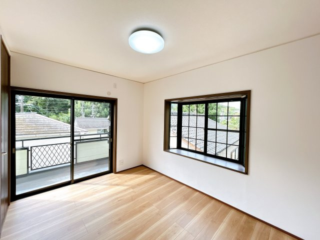 高知市朝倉丙　中古戸建の洋室