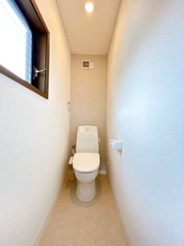 高知市朝倉丙　中古戸建のトイレ|2F