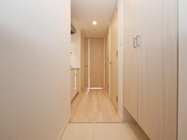 大阪市西区本田１丁目の賃貸マンションの玄関