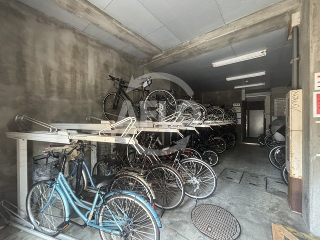 シャトー弁天弐番館（波除小学校区）のその他共用部分|シャトー弁天弐番館　駐輪場