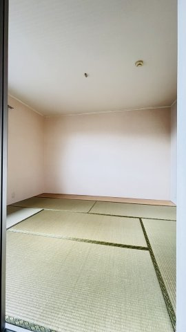 筑紫野市針摺東５丁目のアパートの和室