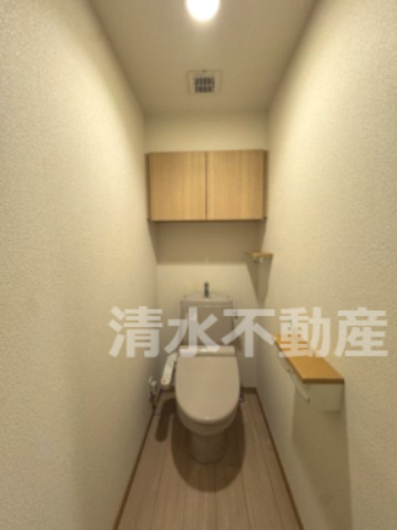 ルーブル中村橋弐番館のトイレ|1か月フリーレント☆内見可能☆初期費用でお困りなら清水不動産までお気軽にお問い合わせください☆
