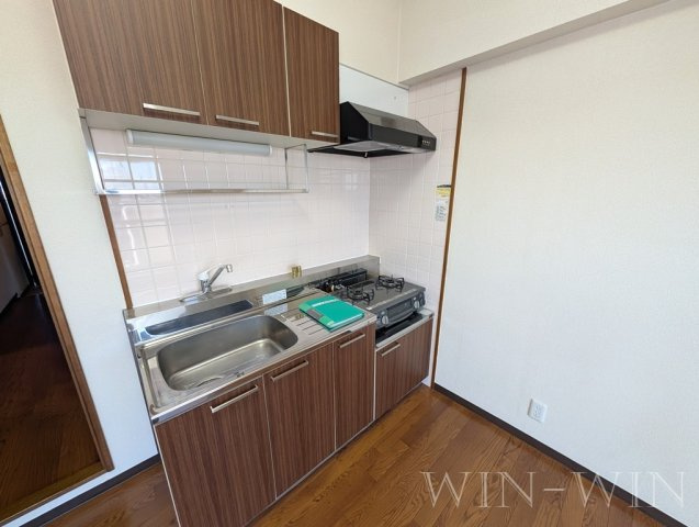 TENOHA TOYOHASHIのキッチン|イメージ（同建物内別部屋の写真です）