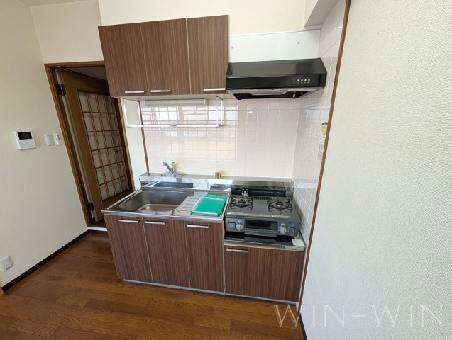 TENOHA TOYOHASHIのキッチン|イメージ（同建物内別部屋の写真です）