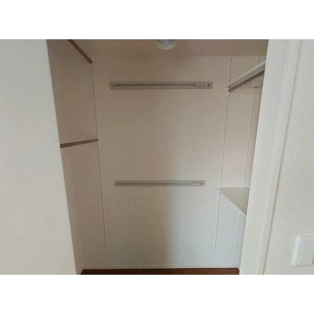 グランデ北沢の収納