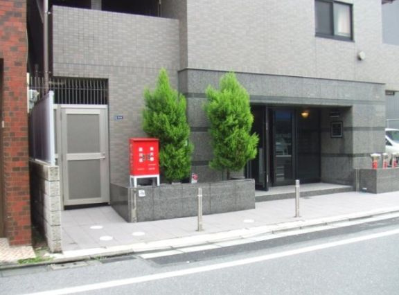 【エントランス】