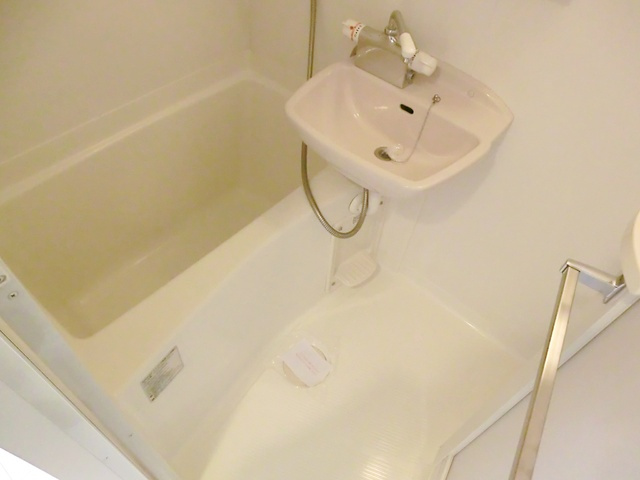 アルテシモパッソ新小岩の浴室|のんびりできるバスルーム。