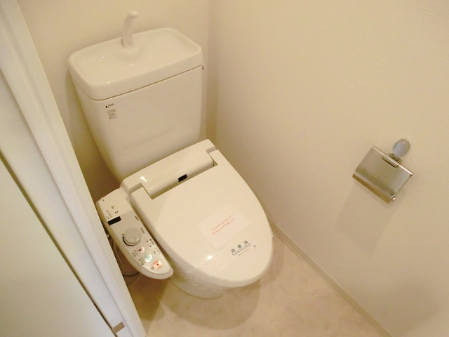 アルテシモパッソ新小岩のトイレ|温水洗浄便座対応のトイレです。