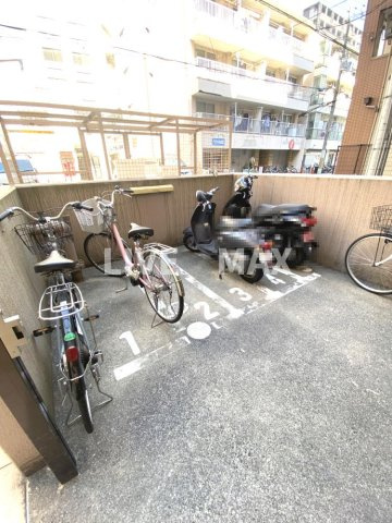 バイク置き場
