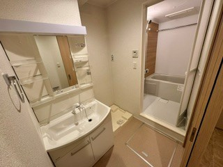 ラコルタ　ブローンの洗面所