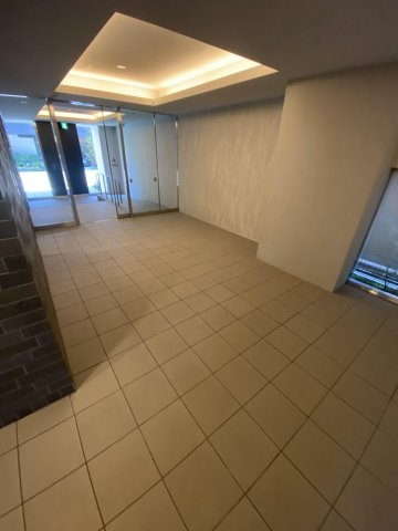JUタワーフロント亀沢のロビー