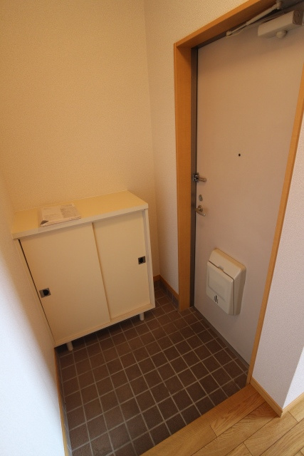 チャームビラの玄関|毎日通る玄関はこちらです