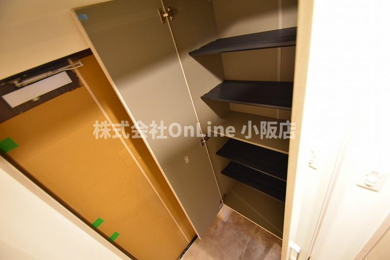 ソルテラスOSAKA　EAST　GATEの収納