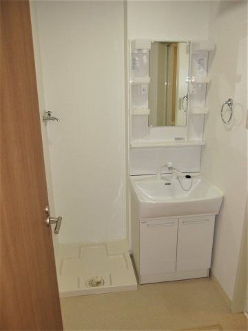 ロクワット本山南の洗面所