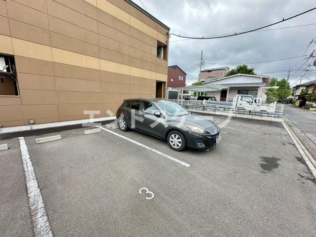 ファイン　フレーブの駐車場|高崎、前橋のお部屋探しはエンドスケープまで！お客様の理想お聞かせ下さい♪
