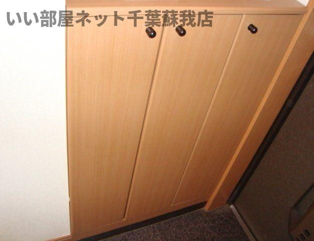 フォレストヴィラⅠの玄関|シューズボックス