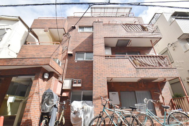 【エントランス】 | センチュリーマンション根津 | マンションの「顔」ともいうべきエントランス部分です。～即日のご見学可能～　お問合せはお気軽に。