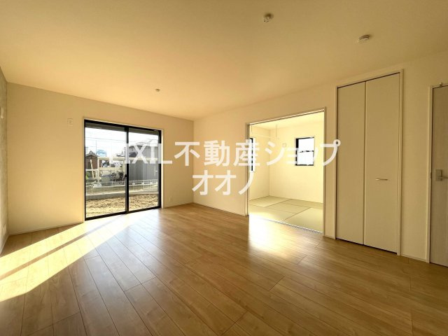 【居間・リビング】 | 加須市花崎2丁目新築住宅全3棟　3号棟