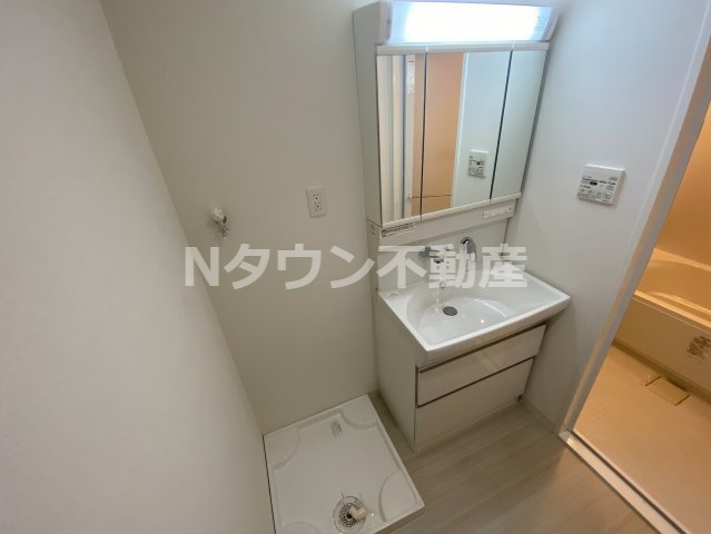 【洗面所】 | メイボーテセラ | 忙しい朝には欠かせない洗面所です
