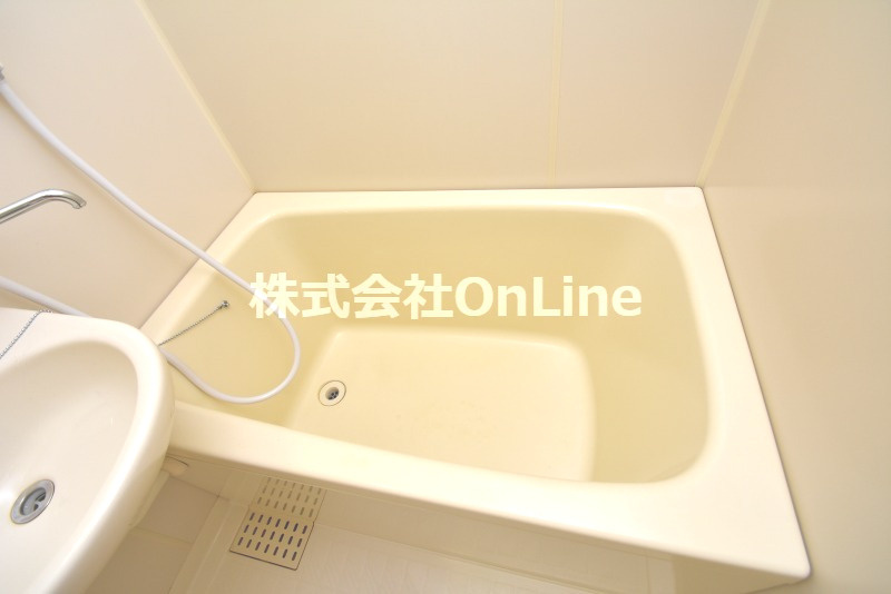 パレスハイツ A棟の浴室