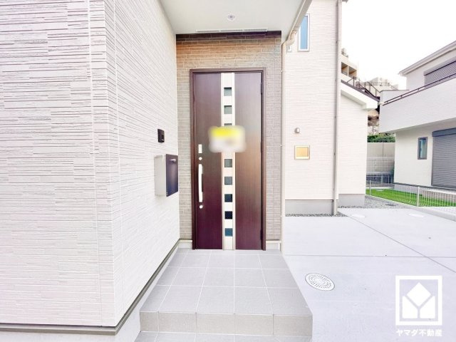 尼崎市西昆陽2丁目の玄関