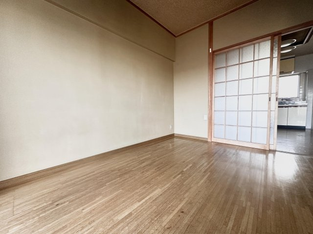 アネックス安井の洋室