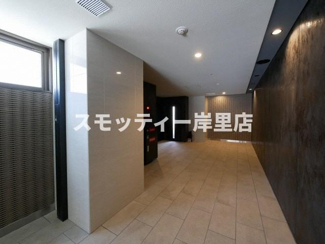 エヌレジデンス新今宮のロビー|建物の内部です